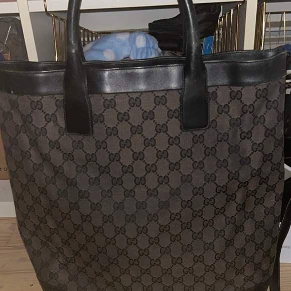 Gucci Handbags - Authentic Gucci GG tote bag